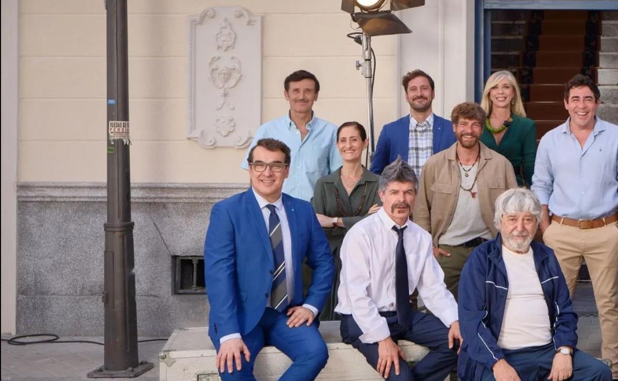 Diez nuevos personajes, un edificio en el centro y estreno en exclusiva así es la temporada 13 Diez nuevos personajes, un edificio en el centro y estreno en exclusiva así es la temporada 13